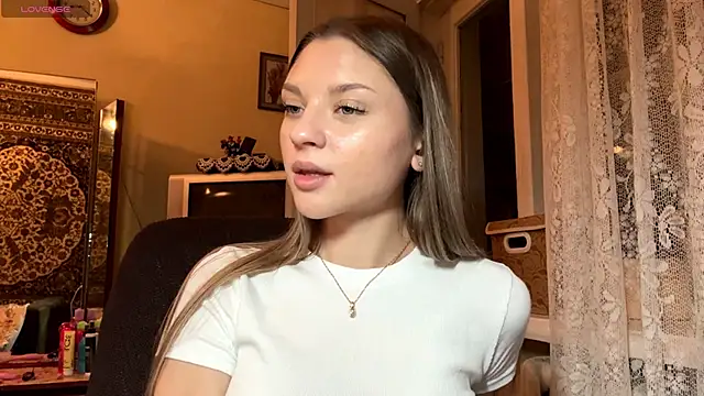 EnergeticMona's cam snapshot