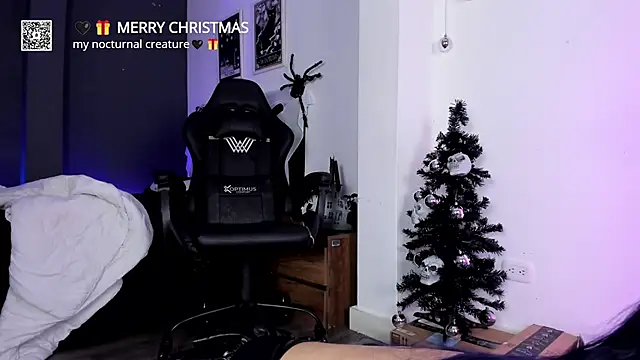 Raven_Witch_'s cam snapshot