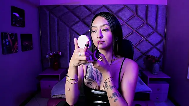 Miaa_Thopmson's cam snapshot