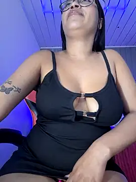 susan_mooree's cam snapshot