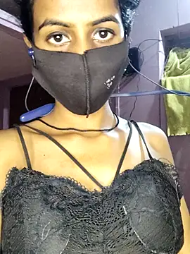 Thaper_Meera2's cam snapshot