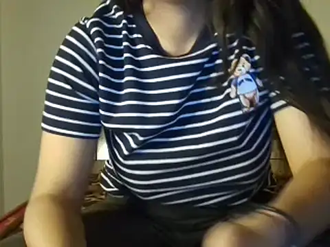 priya_008's cam snapshot