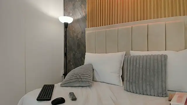 gala_montes_30's cam snapshot