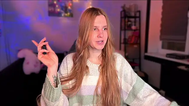 Lunaacyy's cam snapshot