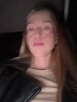 kira_mia live sex cam