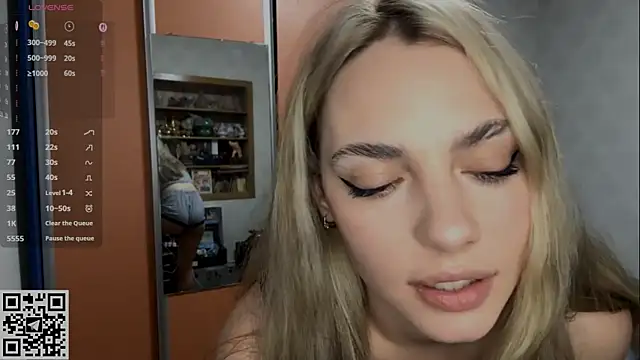 IlanaLafferty's cam snapshot