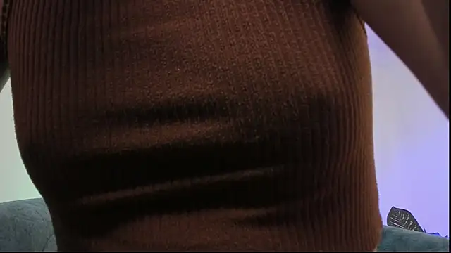 canelleGarces's cam snapshot