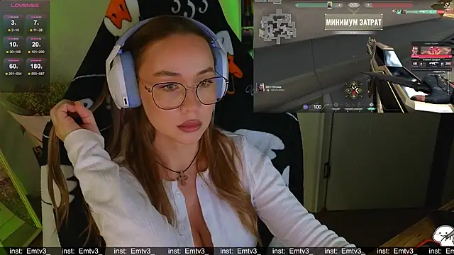 Emili1-'s cam snapshot