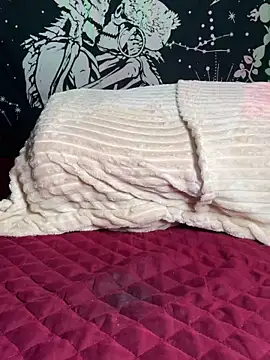 lilliiilliiillil live sex cam