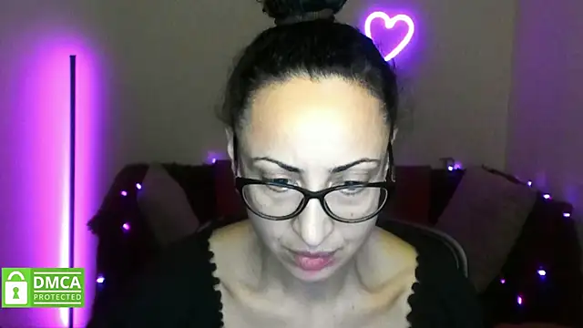 Arianasweety23's cam snapshot