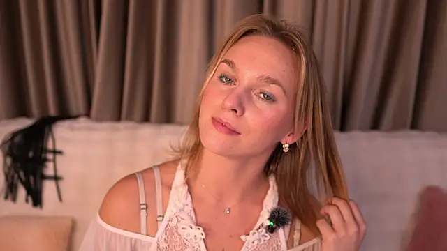 CherryMoan's cam snapshot