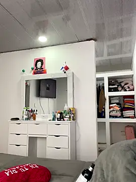 Marianahb-e's cam snapshot