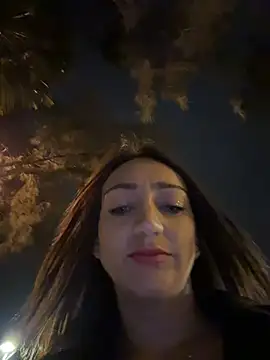 Ninabigtitied's cam snapshot