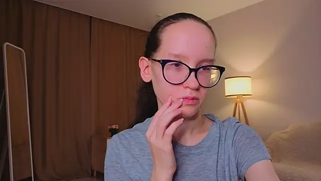 BettyBrowni's cam snapshot