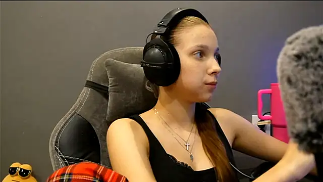 Softixq's cam snapshot