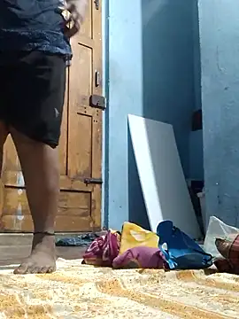 divyatamil143's cam snapshot