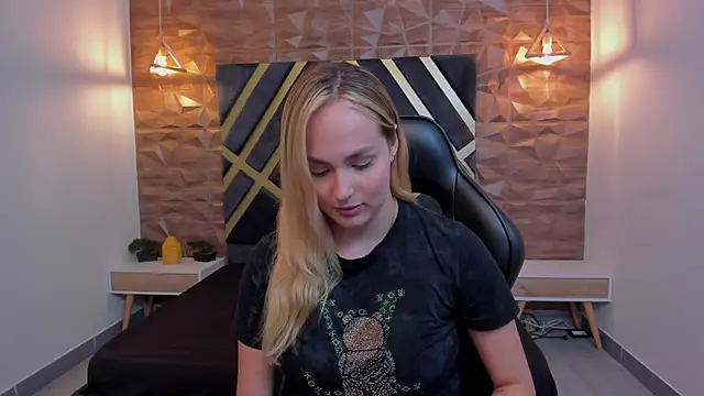 Emmaa_white_'s cam snapshot