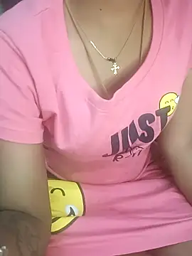 tamil_thaara03's cam snapshot