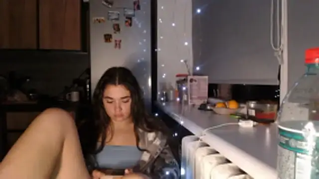 delightful_sofi's cam snapshot