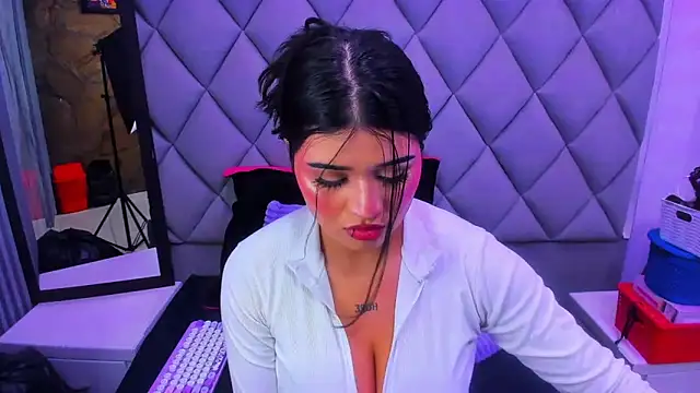 venusowen_'s cam snapshot