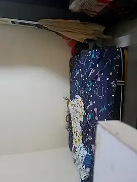 SaraCute_1's cam snapshot