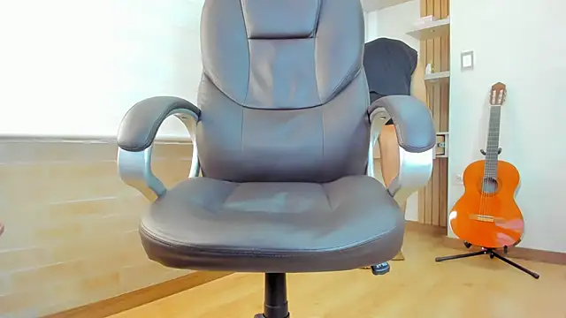 Tombarden live sex cam