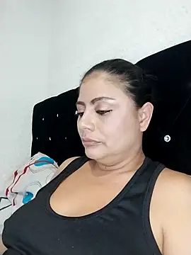 ElizabethWeil's cam snapshot