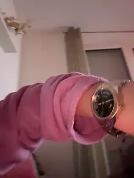 YoungLeo2006's cam snapshot