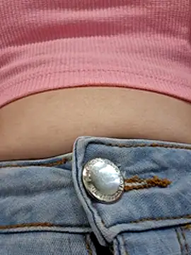 Irresistible24's cam snapshot