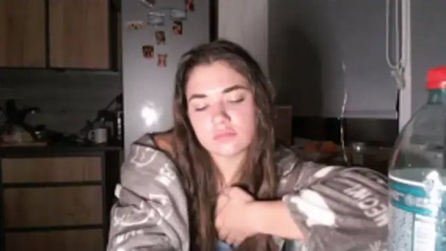 delightful_sofi's cam snapshot