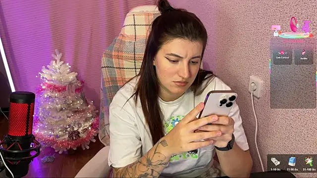 Katrin__kiss's cam snapshot