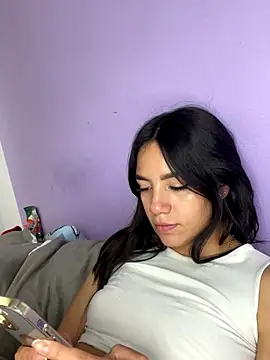 Marianahb-e's cam snapshot