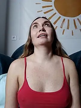 KisaVixen's cam snapshot