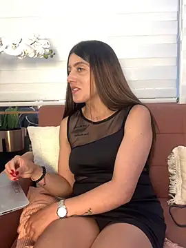 ElectraPink_'s cam snapshot