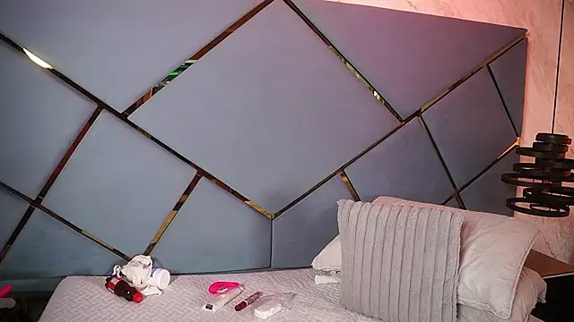 ammy_durand's cam snapshot