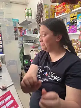 IAM_VALERI's cam snapshot