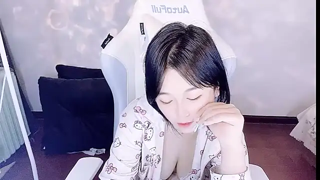 -huahua-'s cam snapshot