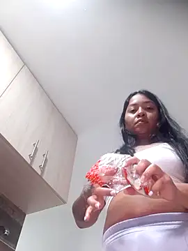 aisha_broown's cam snapshot