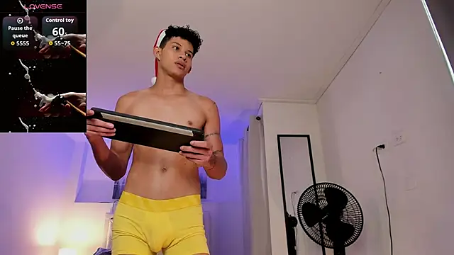 KamiSuarez live sex cam