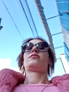 Irresistible24's cam snapshot