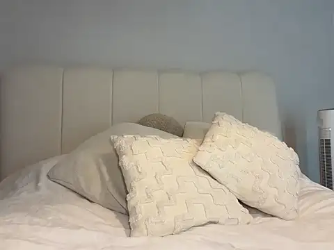 KayleeBella's cam snapshot