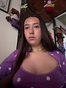 Alix_Rousses21's cam snapshot