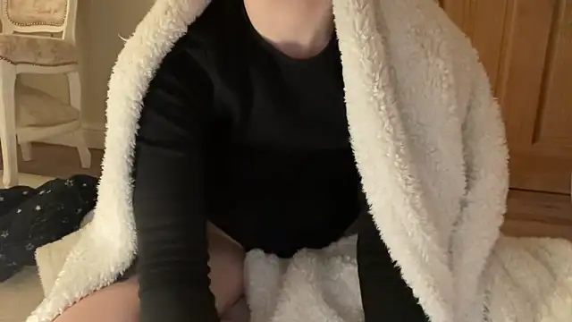 ijustturned18today's cam snapshot