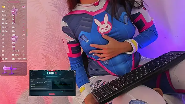 LunaAridi live sex cam