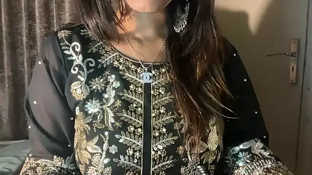 Cupid_of_Hearts's cam snapshot