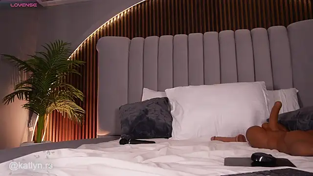 KatlynRous's cam snapshot