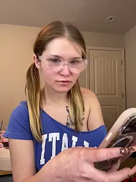 Riley_ray69's cam snapshot