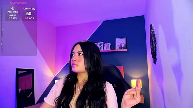 Chloe_fischer_'s cam snapshot