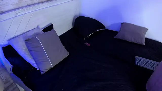 Emir_Ozan_ live sex cam