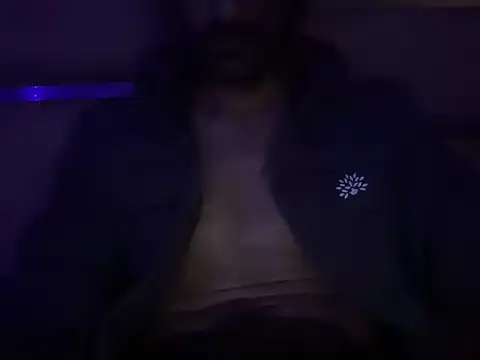 LustyDuoSecrets's cam snapshot